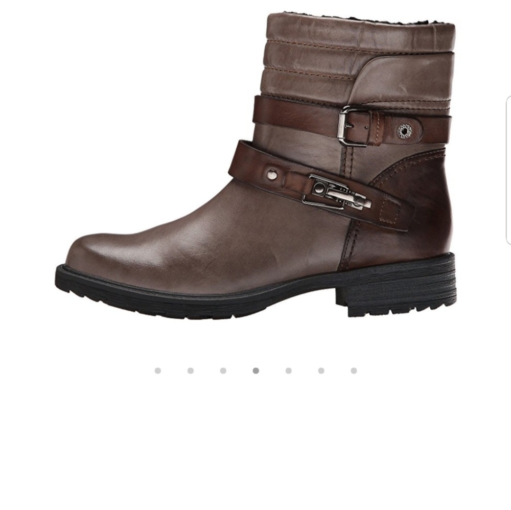 Boot - Picture 3 of 5